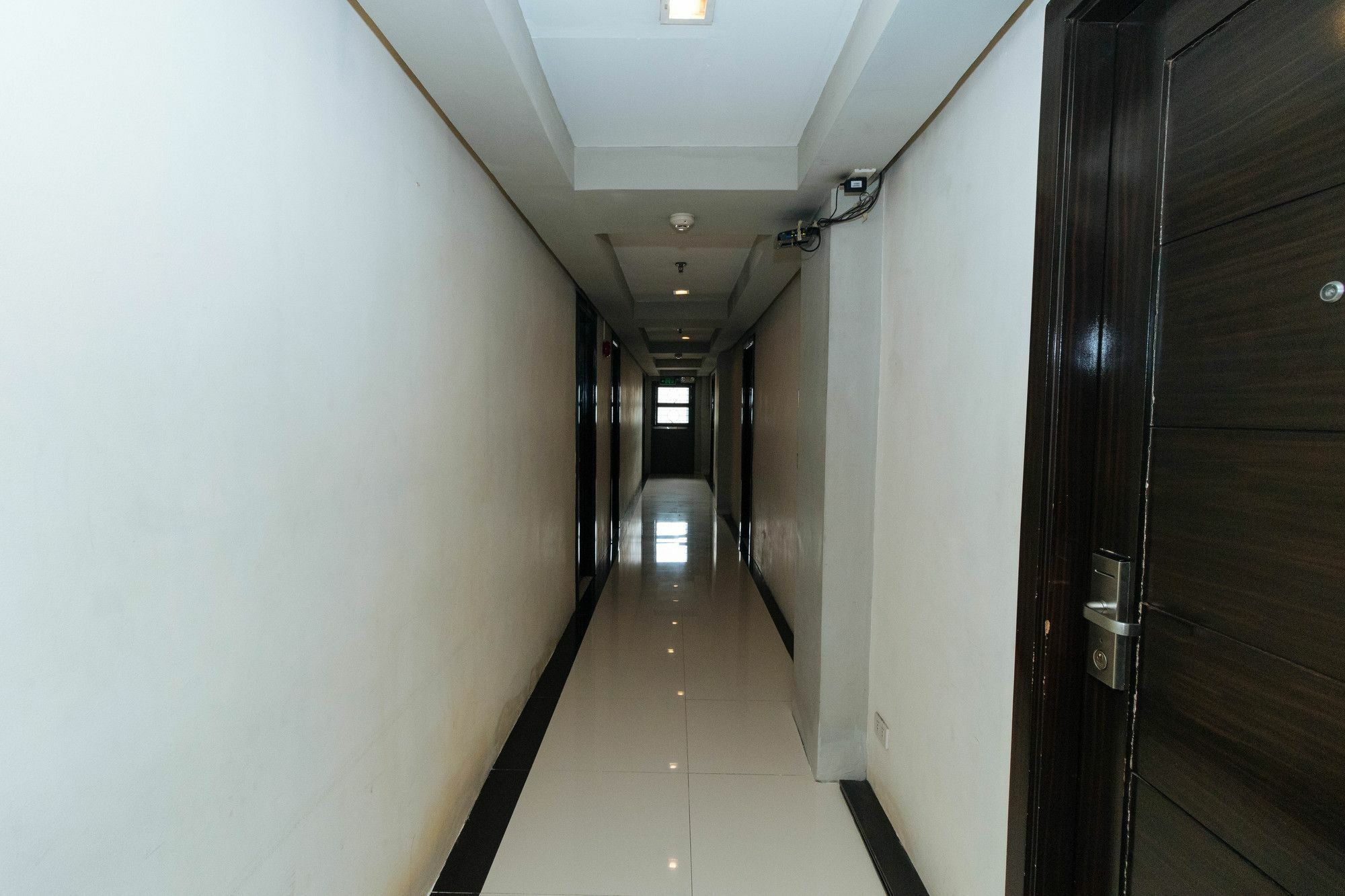 Reddoorz Near Quezon City Circle Exterior foto