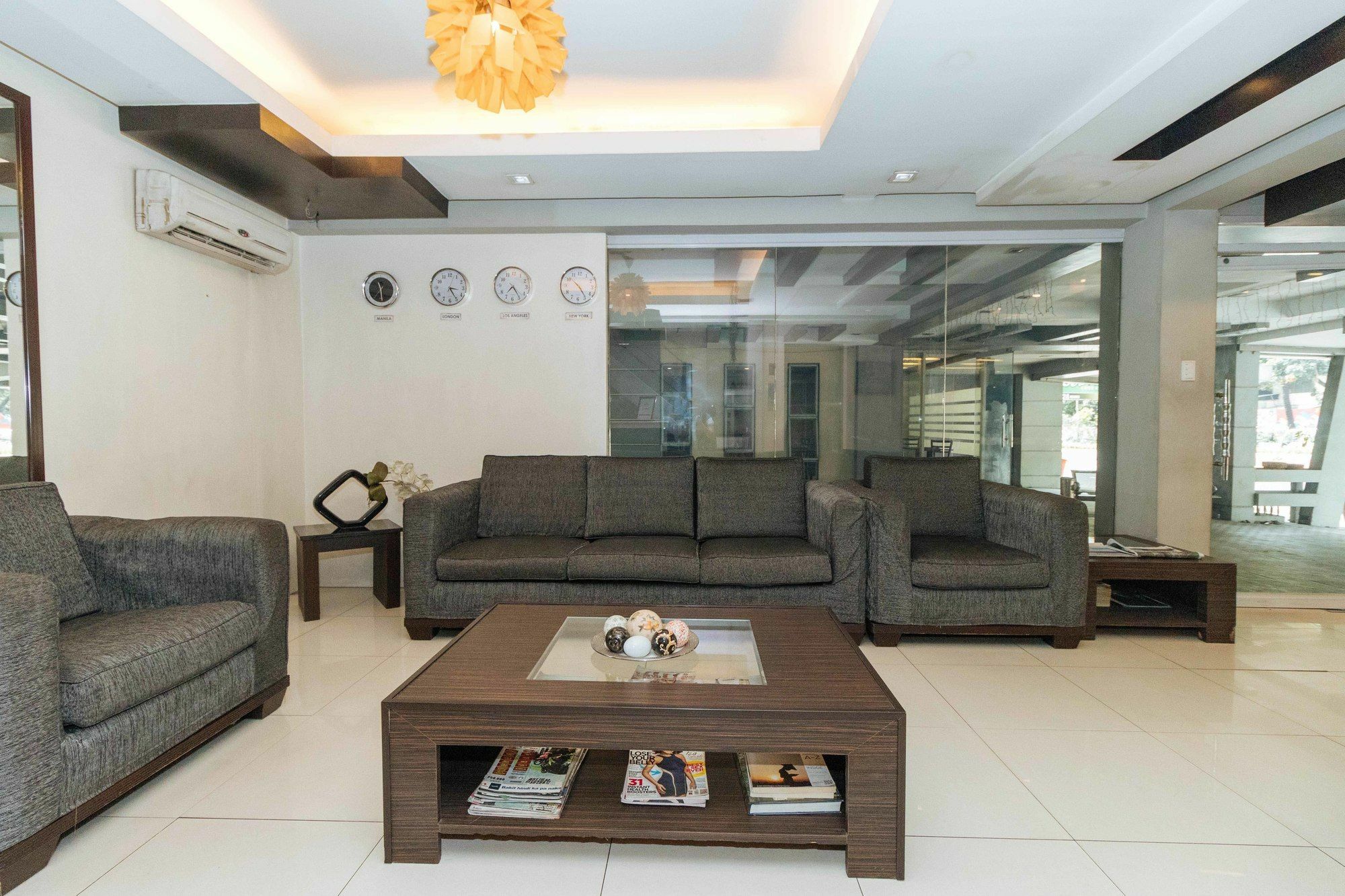 Reddoorz Near Quezon City Circle Exterior foto